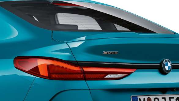 Светодиодные задние фары BMW 2 серии Gran Coupé Светодиодные задние фары BMW 2 серии Gran Coupé Snapper Rocks Blue металлик F44 крупным планом