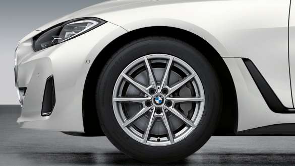 18-дюймовые легкосплавные диски Double-spoke 853 Gunmetal Grey на BMW i4 eDrive40 G26 2021 18-дюймовые легкосплавные диски Double-spoke 853 Gunmetal Grey на BMW i4 eDrive40 G26 2021