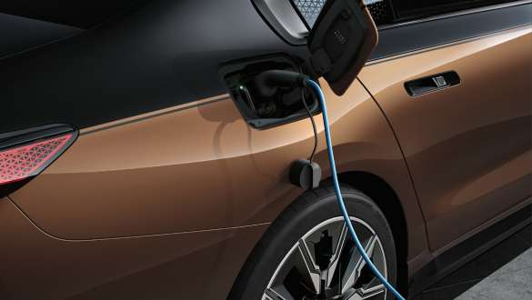 BMW M eDrive, BMW i7 M70 xDrive G70 BMW i7 M70 xDrive G70, BMW M eDrive