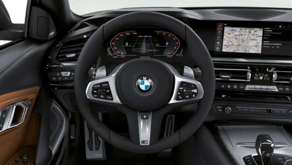 Кожаное рулевое колесо M автомобиля BMW Z4 M40i Roadster G29 Кожаное рулевое колесо M автомобиля BMW Z4 M40i Roadster G29 2019, кокпит