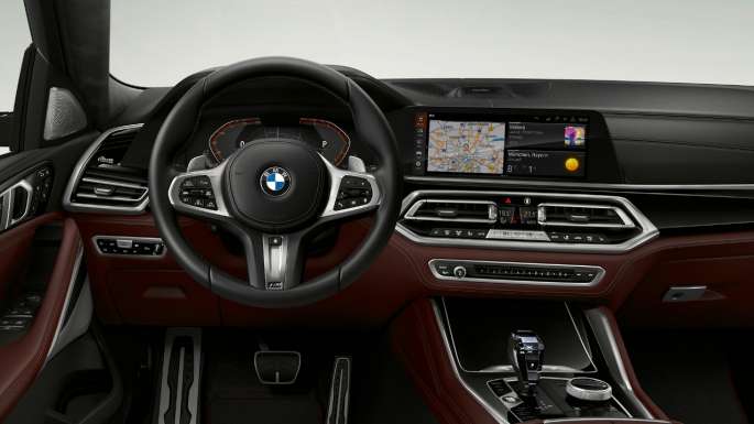 BMW X6 с BMW Individual, кабина. Салон BMW X6 с BMW Individual с акцентом на кабину.