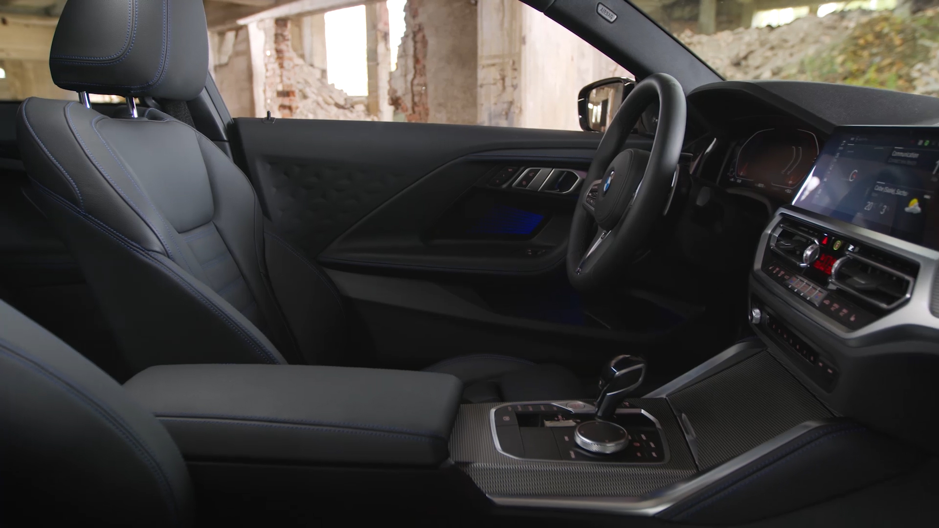 BMW 2 серии Coupe G42 2021, дизайн салона в видео BMW 2 серии Coupe G42 2021, дизайн салона в видео