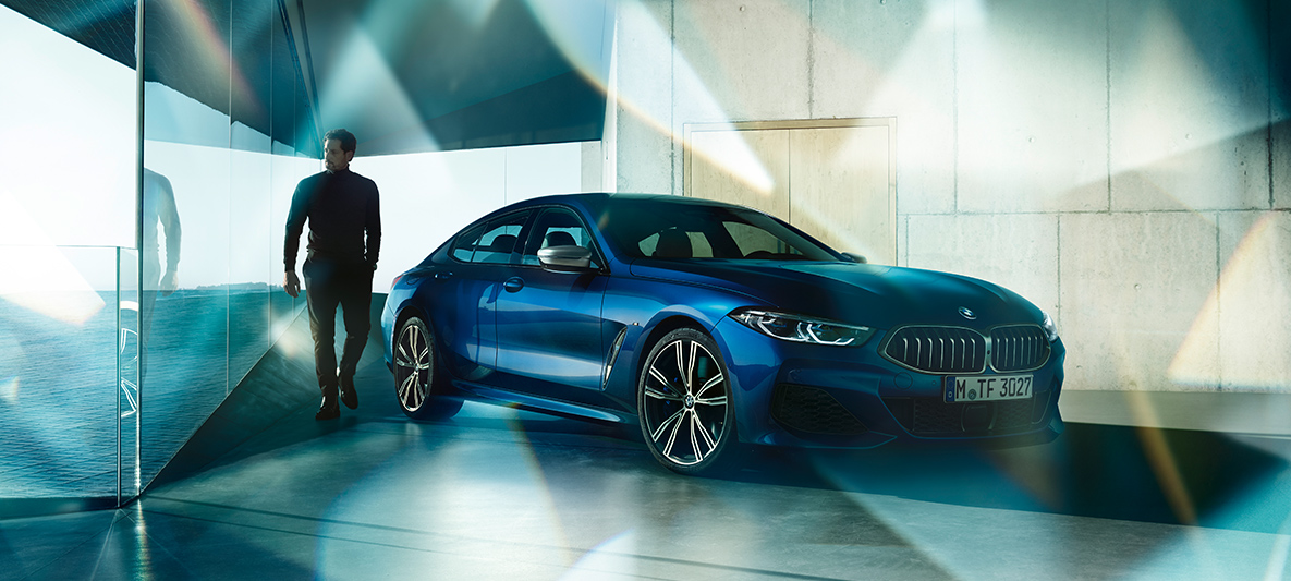 BMW Individual вид спереди с поворотом в три четверти BMW 8 серии Gran Coupé, BMW Individual вид спереди с поворотом в три четверти