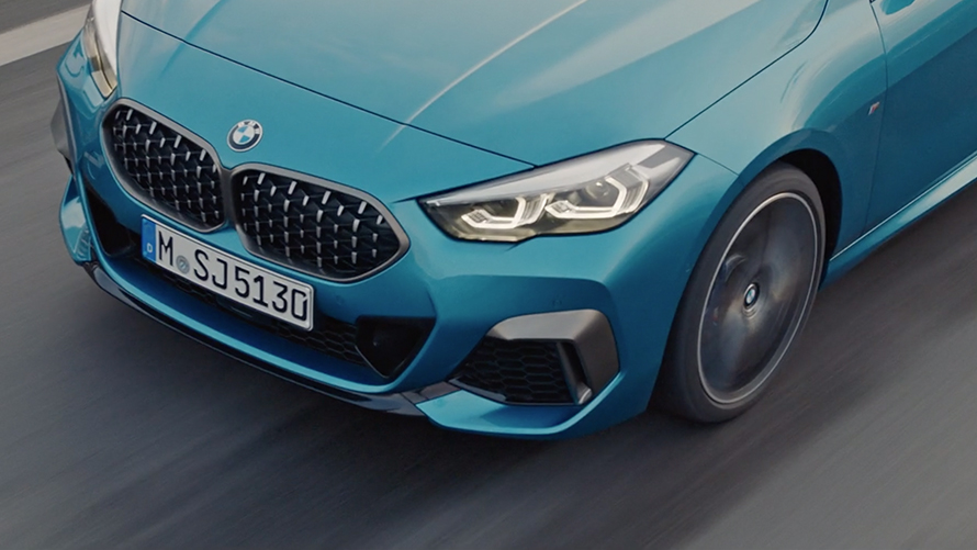 Видео BMW M235i xDrive Gran Coupé Видео BMW M235i xDrive Gran Coupé 2020 Black Sapphire металлик F44
