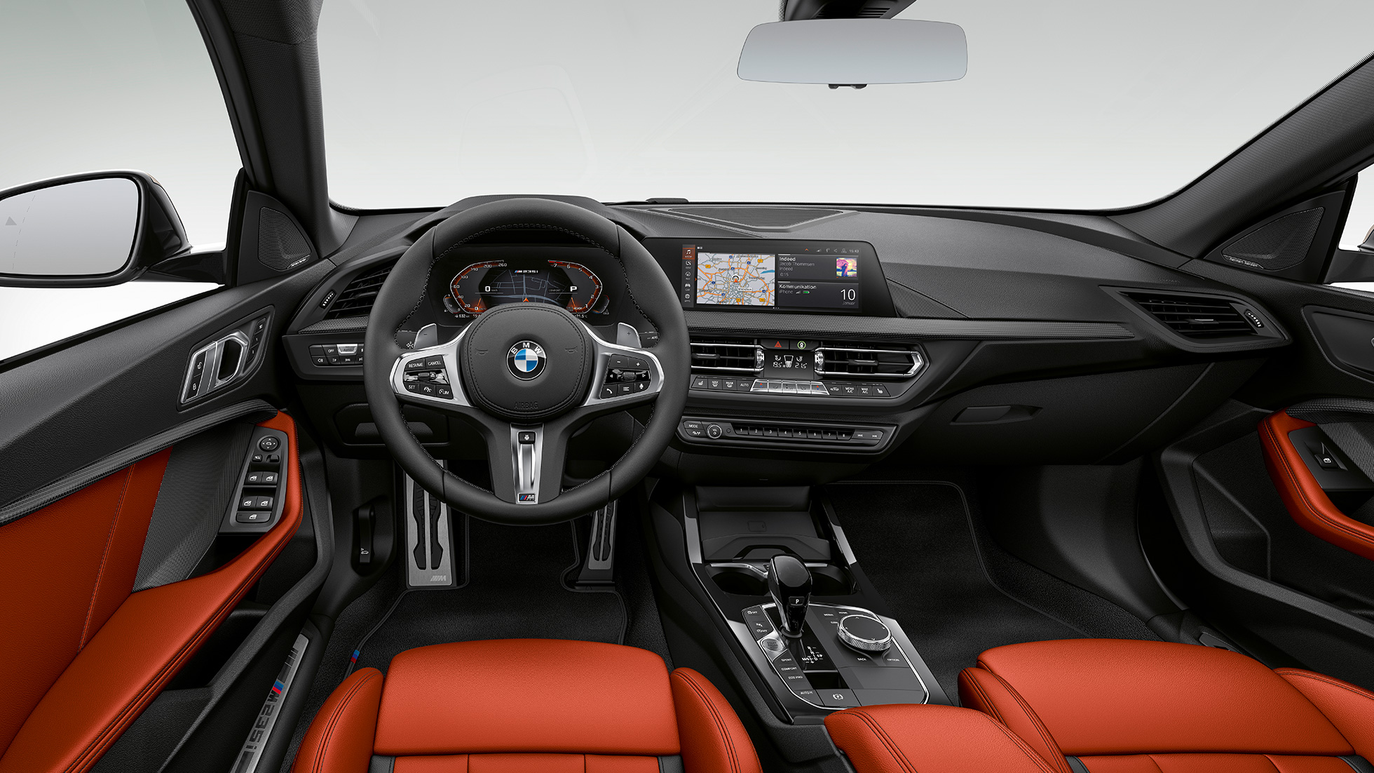 Кабина BMW M235i xDrive Gran Coupé Кабина для водителя BMW M235i xDrive Gran Coupé 2020 F44 салон