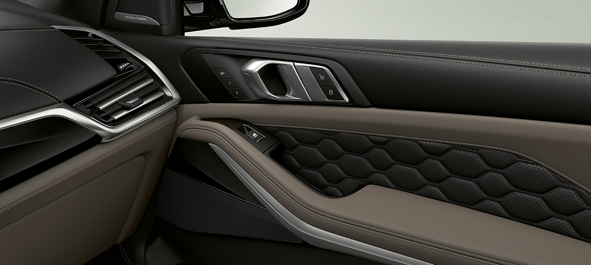 Полная отделка кожей Merino BMW X5 M F95 Полная отделка кожей Merino BMW X5 M F95 2020 SUV, салон