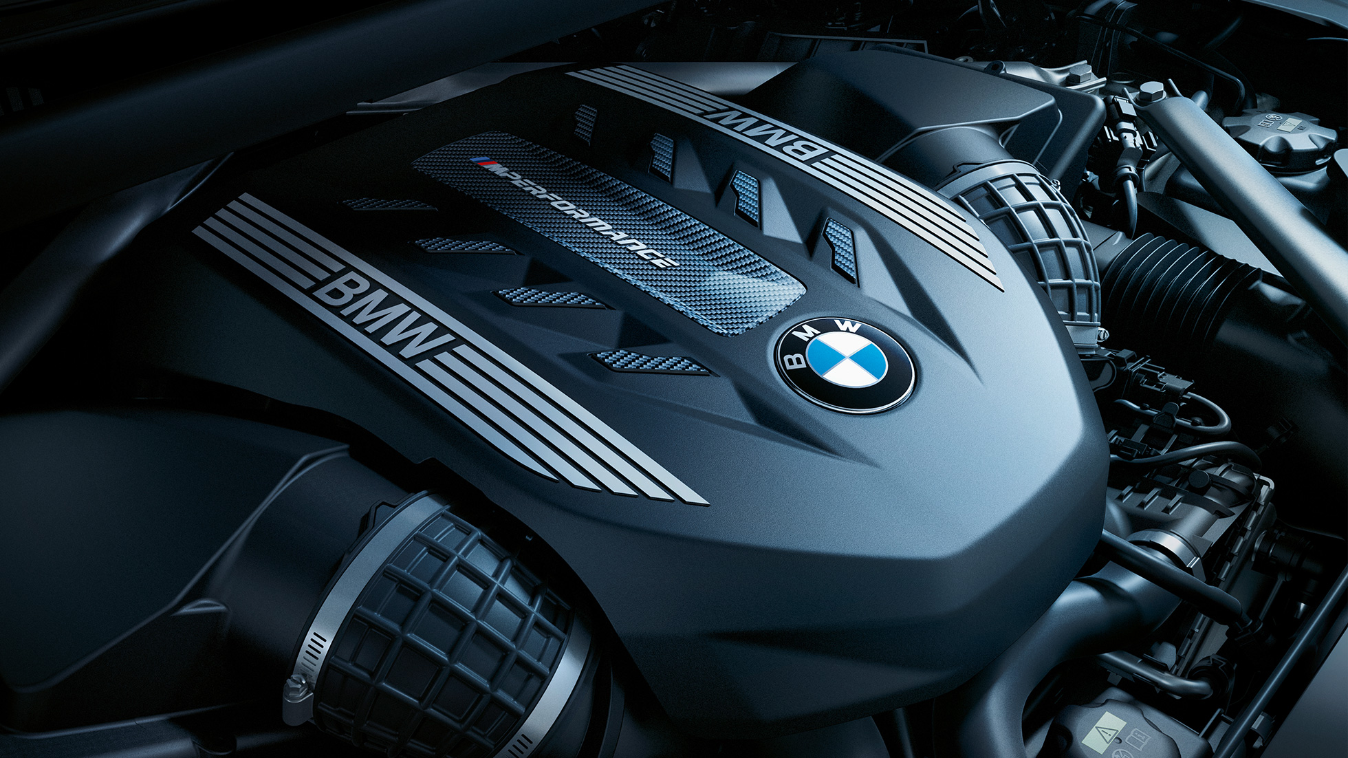 Двигатель моделей BMW X6 M50i и M50d Двигатели M TwinPower Turbo моделей BMW X6 M50i и 50d G06