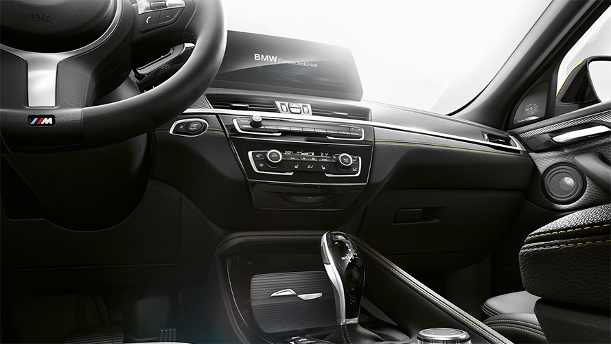 BMW X2 F39 2020, салон, центральная консоль