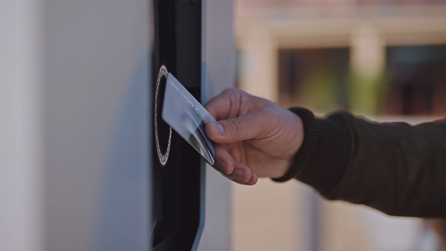 BMW electric cars BMW iX public charging with BMW Charging High Power Charging stations video BMW electric cars BMW iX public charging with BMW Charging High Power Charging stations video